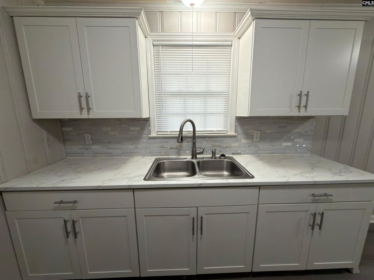 821 Woodside Avenue  Photo 8