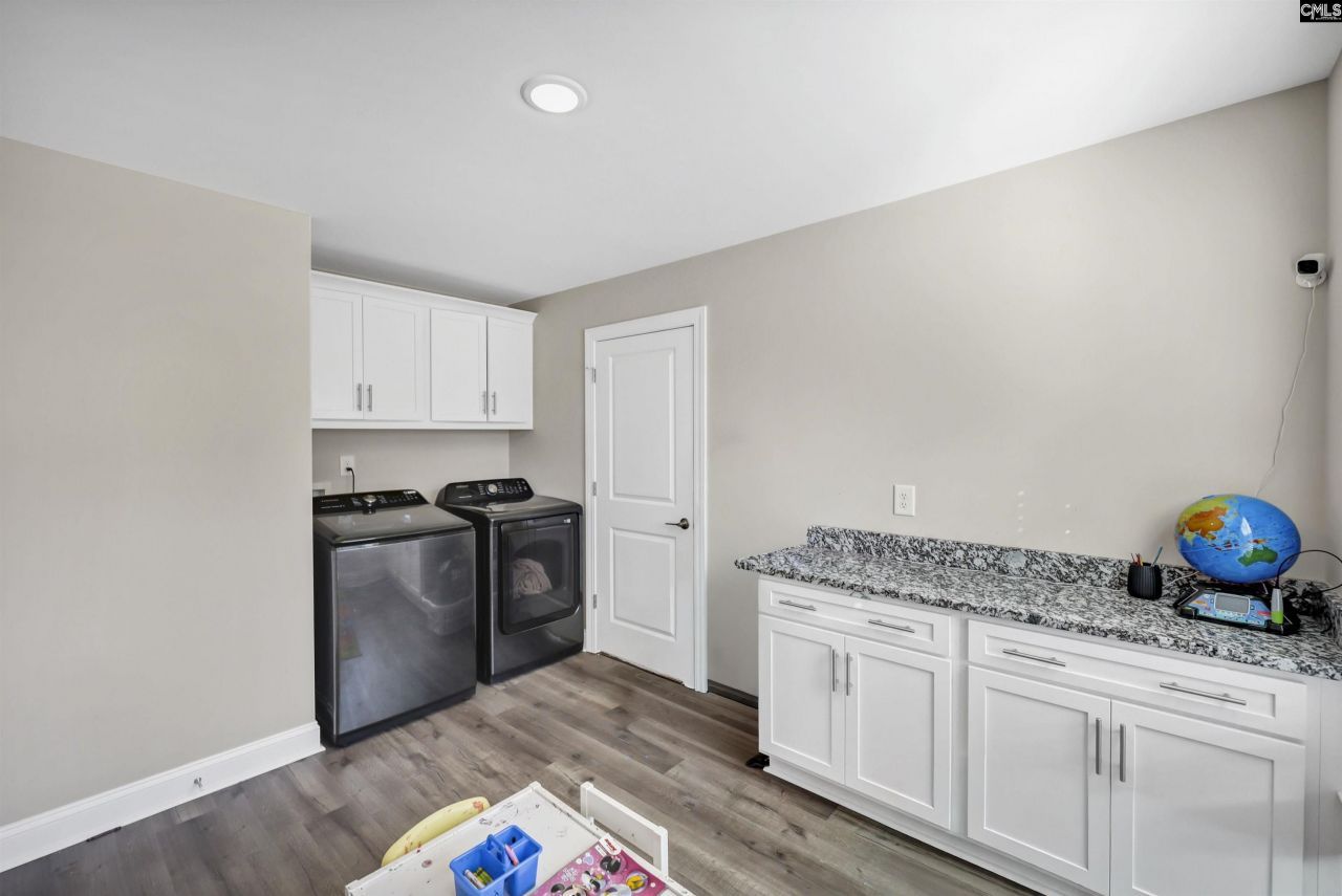 204 Sapphire Gem Lane Photo 23