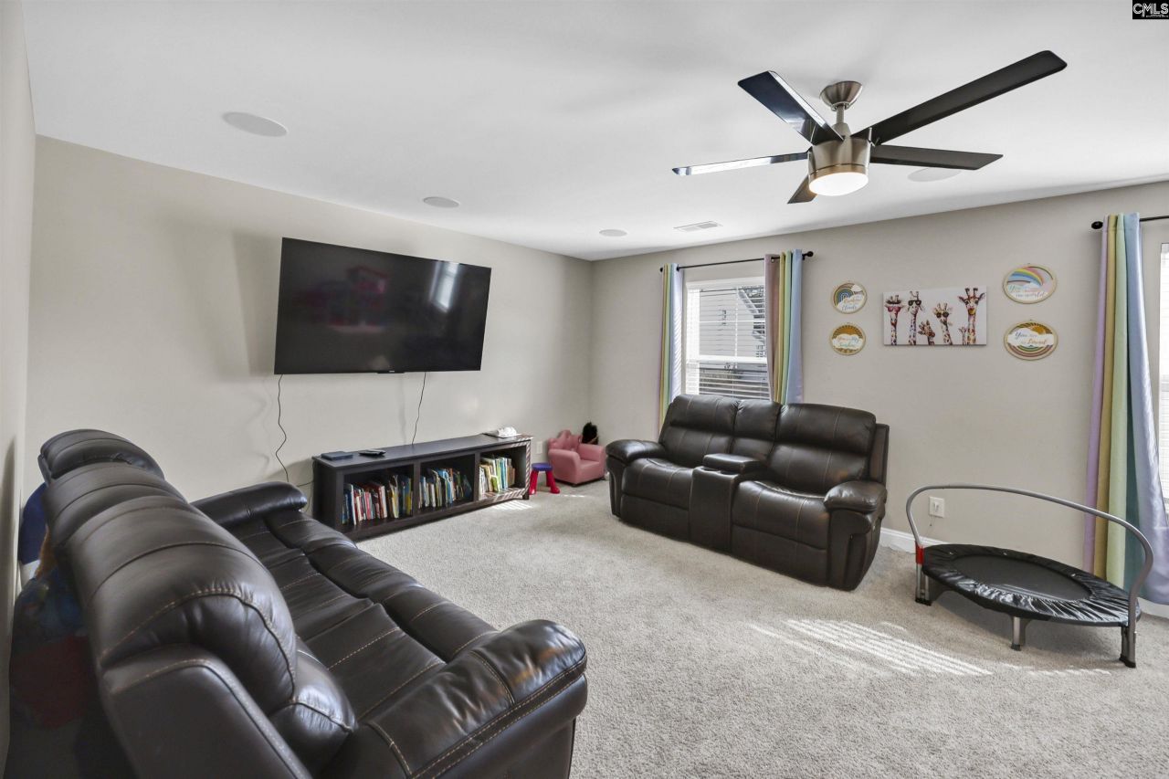 204 Sapphire Gem Lane Photo 37