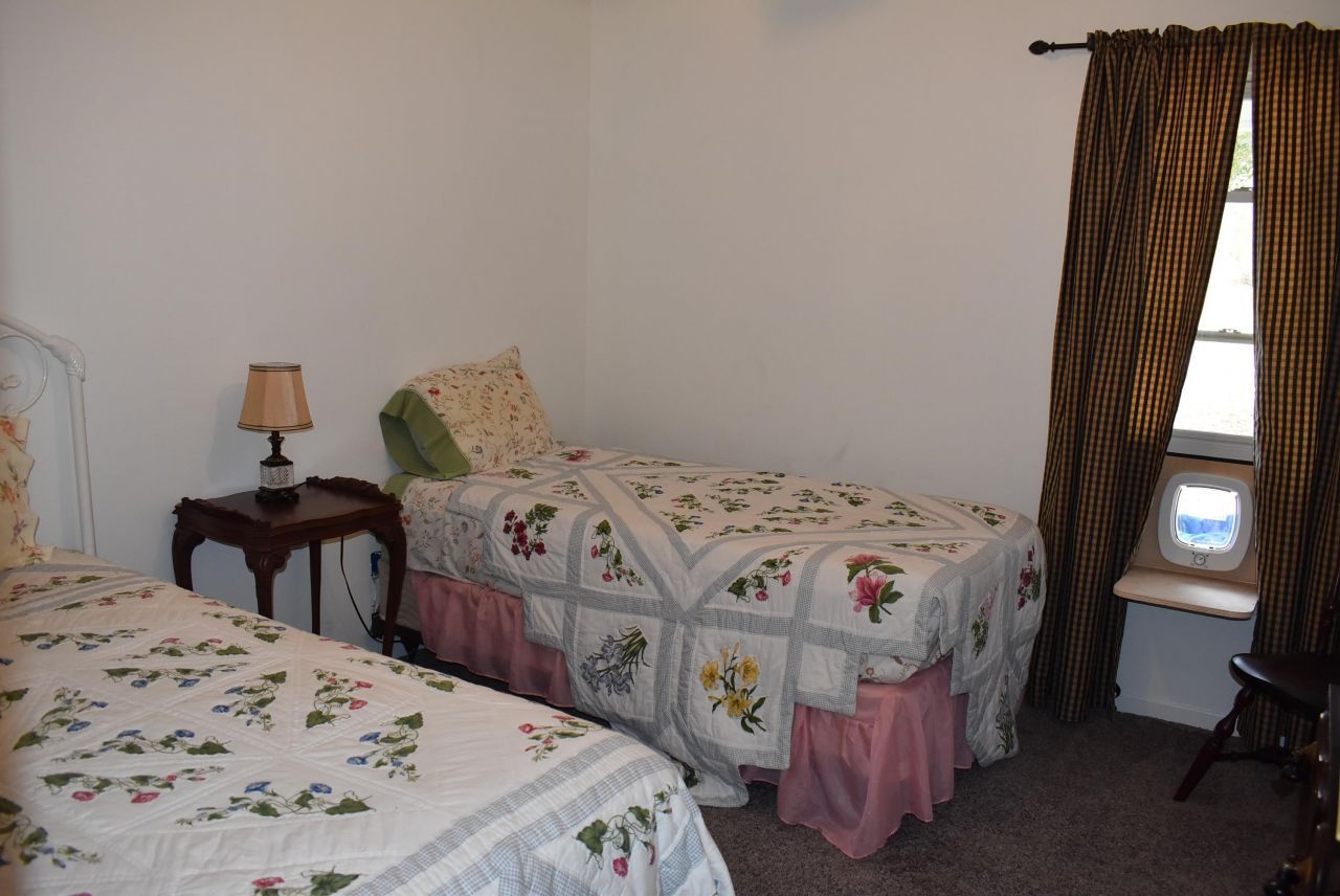 1044 Forest Dr. Photo 19