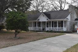 1044 Forest Dr. photo 4