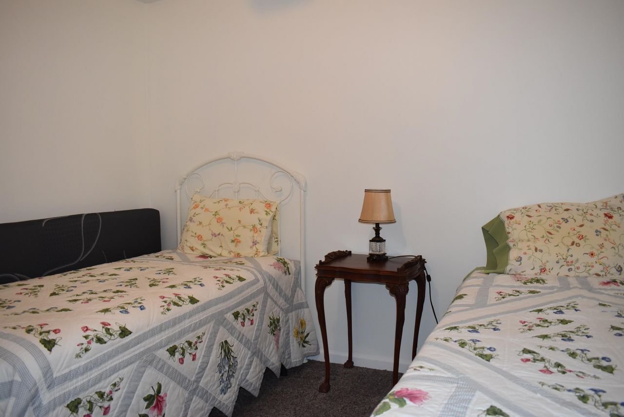 1044 Forest Dr. Photo 20