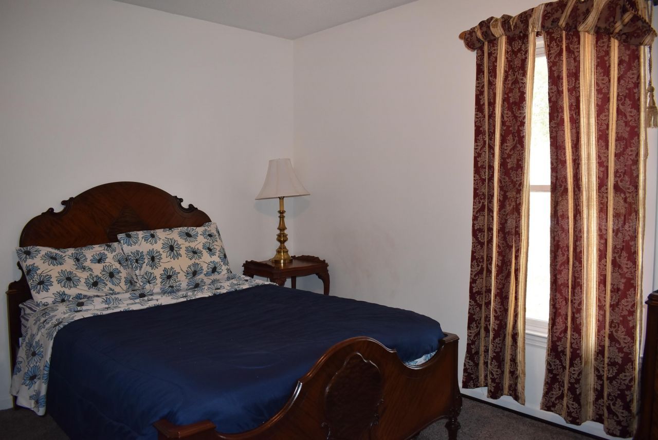 1044 Forest Dr. Photo 21