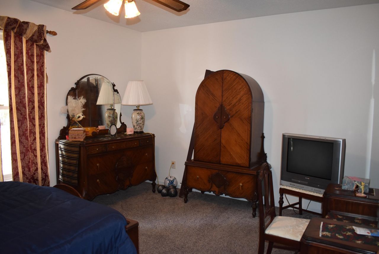 1044 Forest Dr. Photo 22