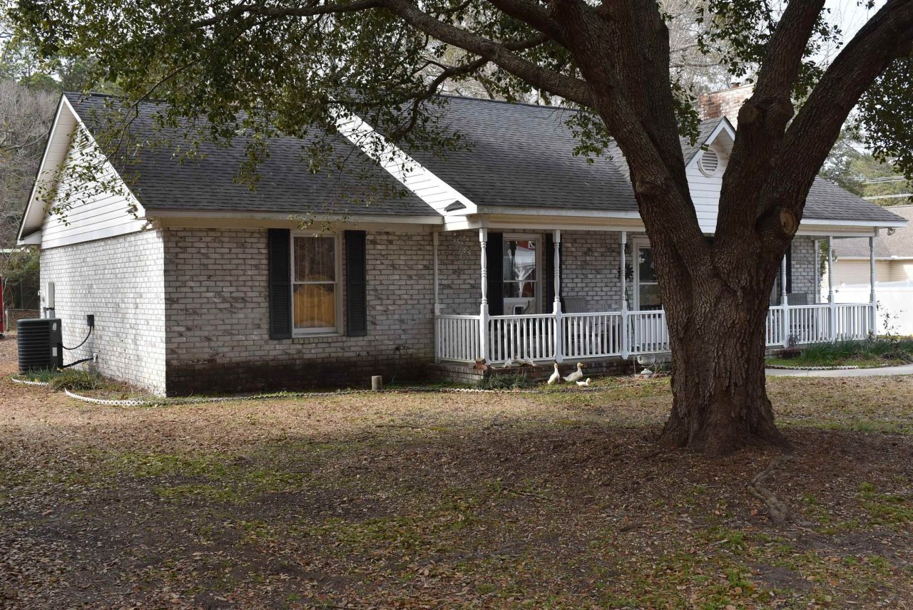 1044 Forest Dr. Photo 26