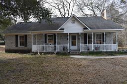 1044 Forest Dr. photo 4