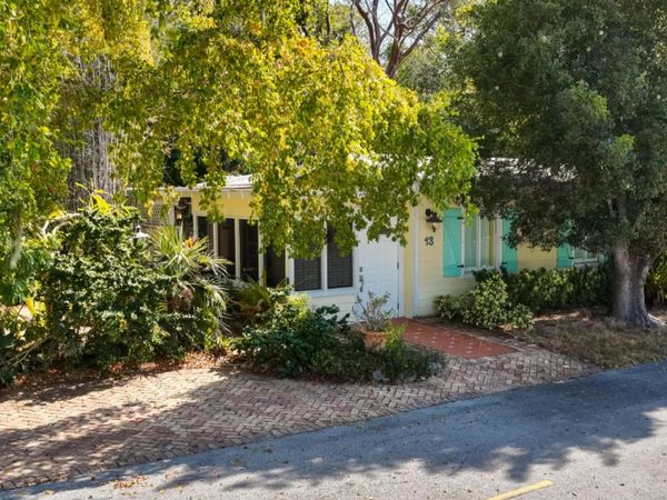 13 Pirates Drive, KEY LARGO, FL 33037