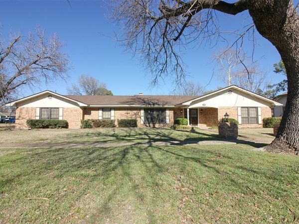 400 S Fordyce Street, Blooming Grove, TX 76626