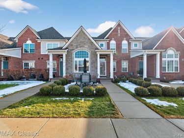 45678 Aragon Lane, CANTON, MI 48187