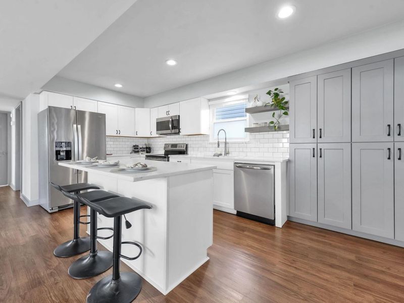 380 W 2nd Avenue, Columbus, OH 43201 Photo 11