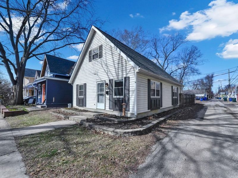 380 W 2nd Avenue, Columbus, OH 43201 Photo 3