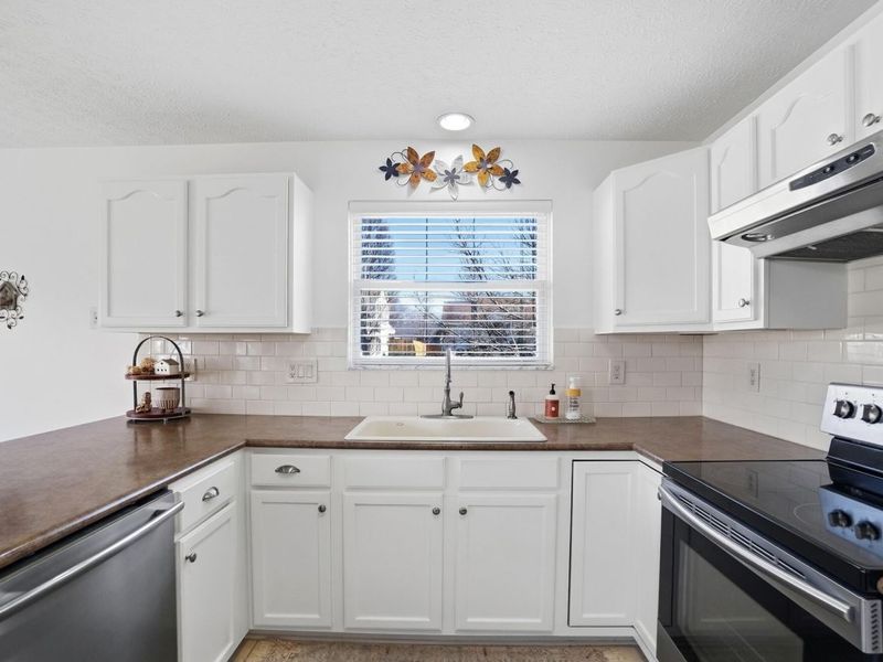 300 Shawnee Loop S, Pataskala, OH 43062 Photo 16