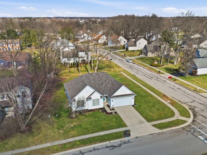 300 Shawnee Loop S, Pataskala, OH 43062 Photo 3