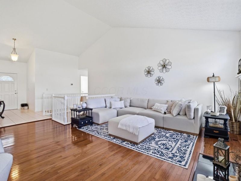 300 Shawnee Loop S, Pataskala, OH 43062 Photo 9