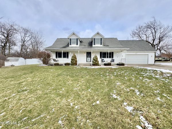 890 Dolan Street, Defiance, OH 43512