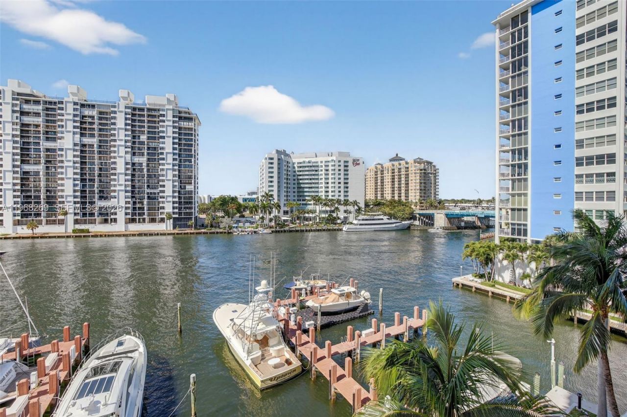 2845 NE 9th St, Unit 504, Fort Lauderdale, FL 33304 Photo