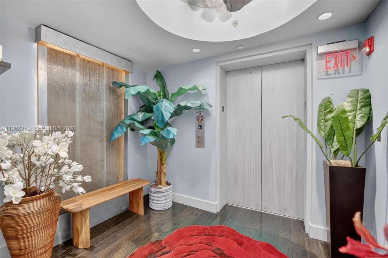 2845 NE 9th St, Unit 504, Fort Lauderdale, FL 33304 Photo