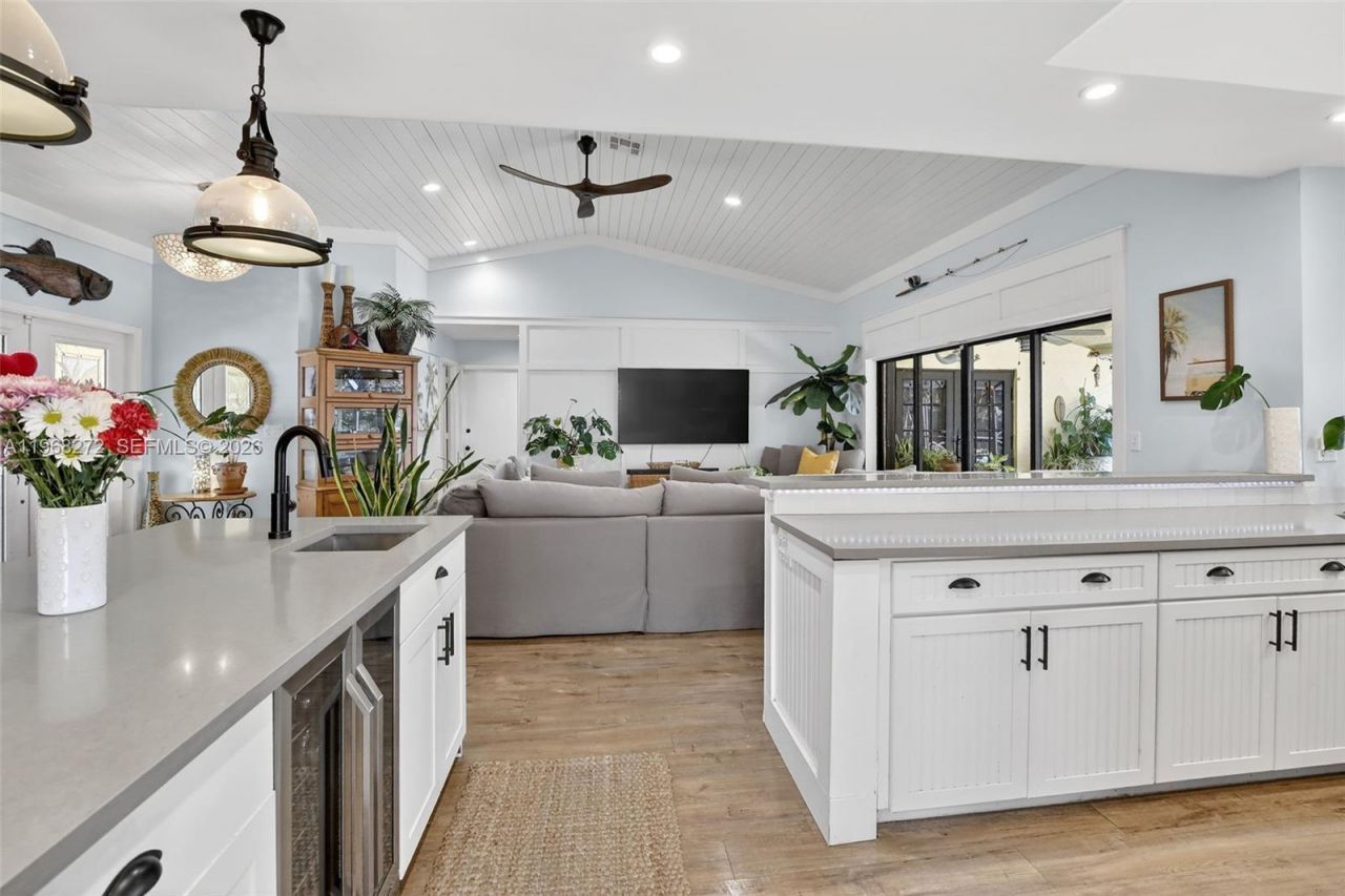 8740 SW 56th Pl, Cooper City, FL 33328 Photo