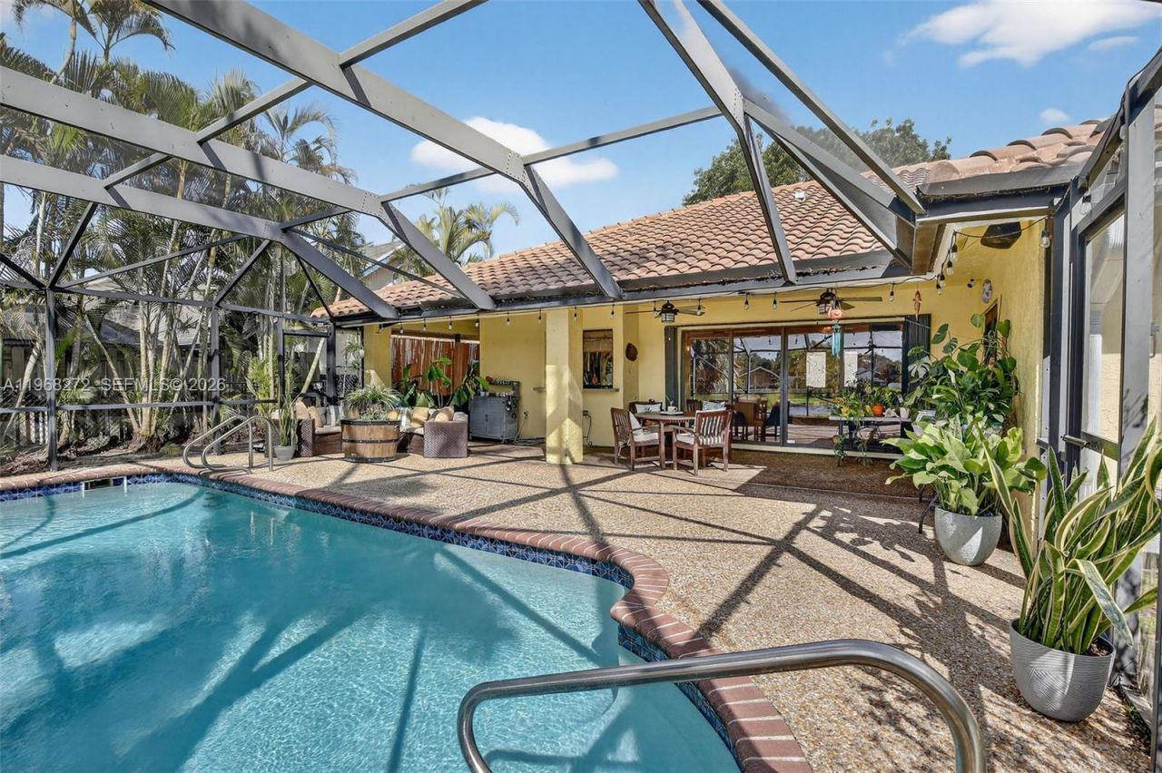 8740 SW 56th Pl, Cooper City, FL 33328 Photo