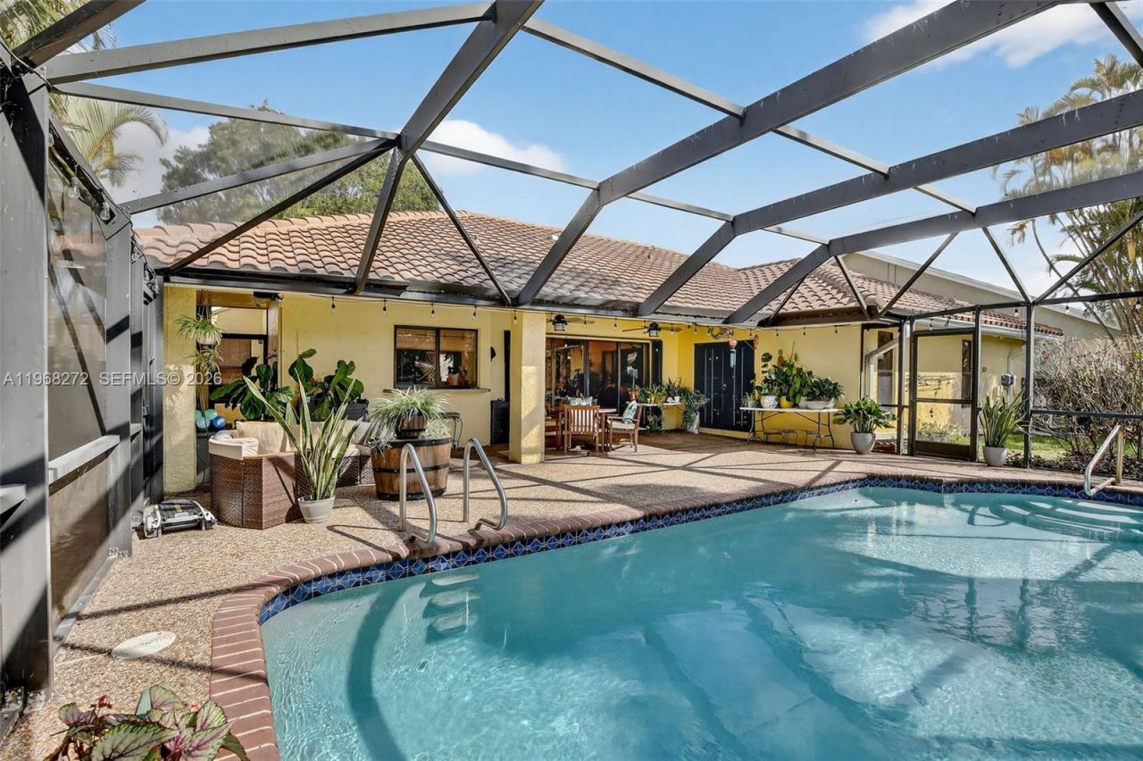 8740 SW 56th Pl, Cooper City, FL 33328 Photo