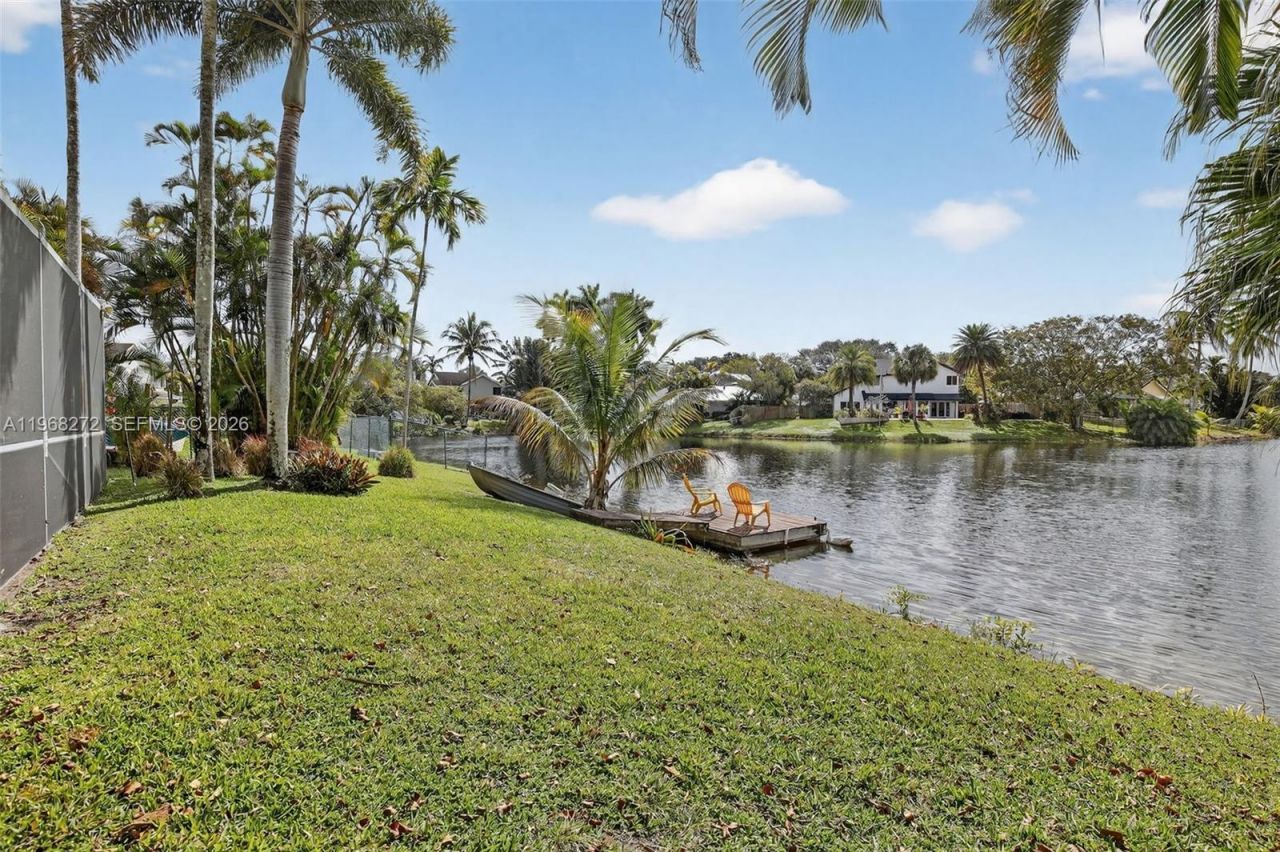 8740 SW 56th Pl, Cooper City, FL 33328 Photo