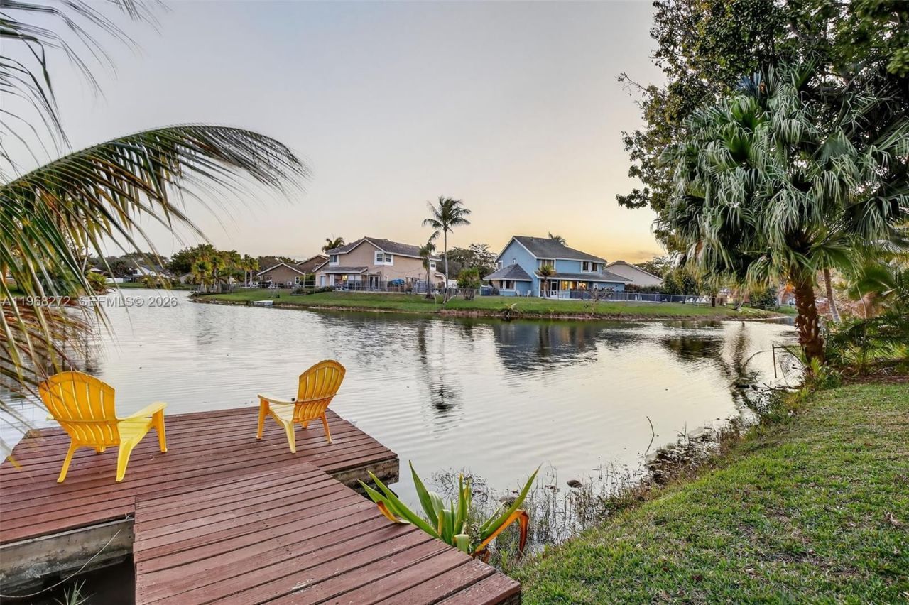 8740 SW 56th Pl, Cooper City, FL 33328 Photo