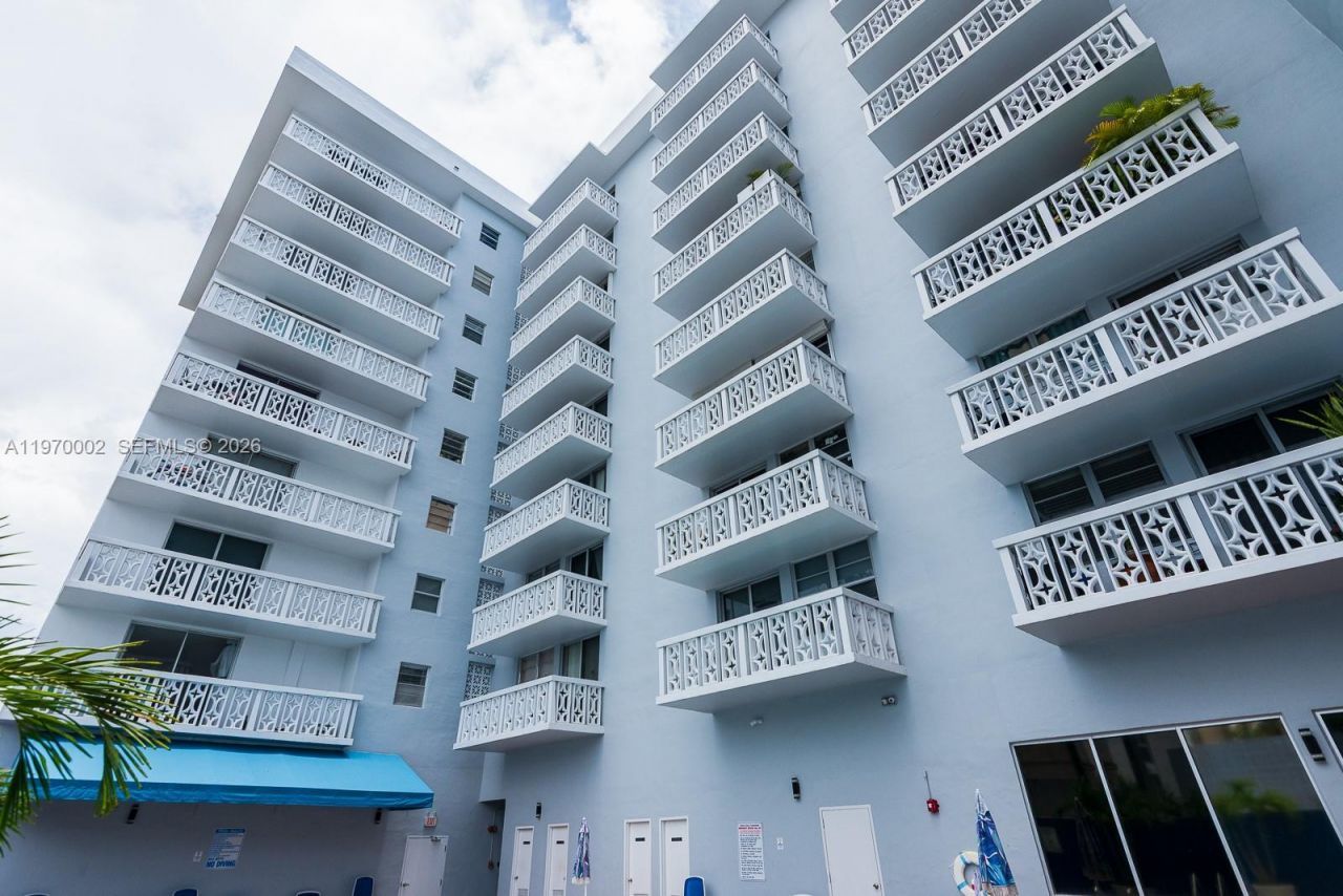 1020 Meridian Ave, Unit 314, Miami Beach, FL 33139 Photo