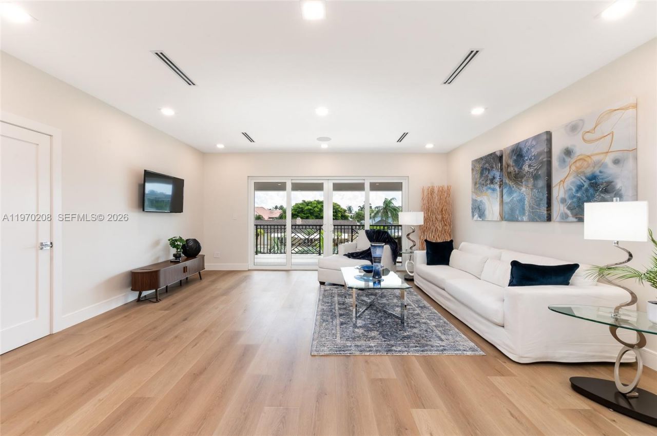 3740 NE 29th Ave , Lighthouse Point, FL 33064 Photo