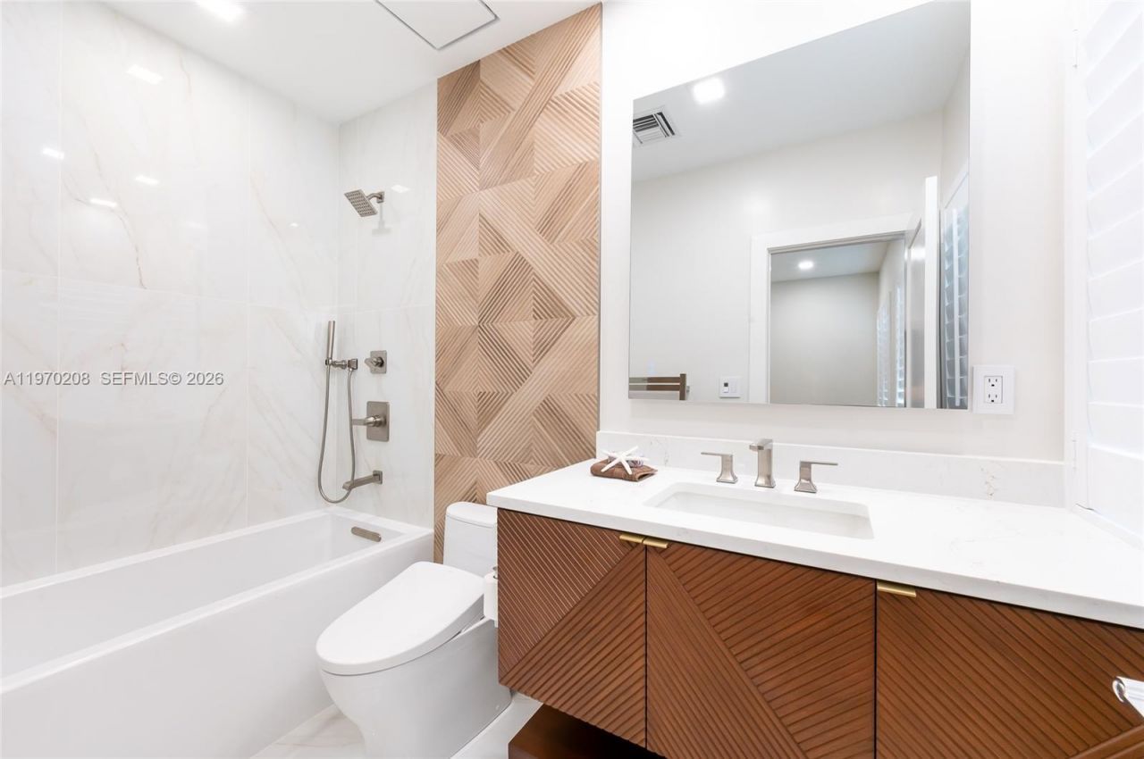 3740 NE 29th Ave , Lighthouse Point, FL 33064 Photo