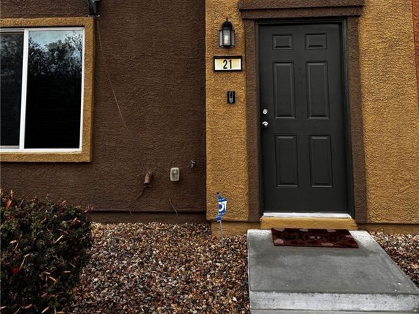4650 Ranch House Road, Unit 21, North Las Vegas, NV 89031
