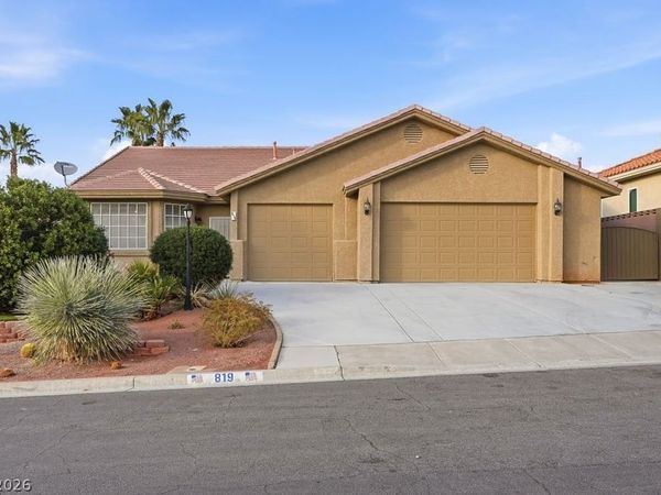 819 Sandsprings Street, Henderson, NV 89011