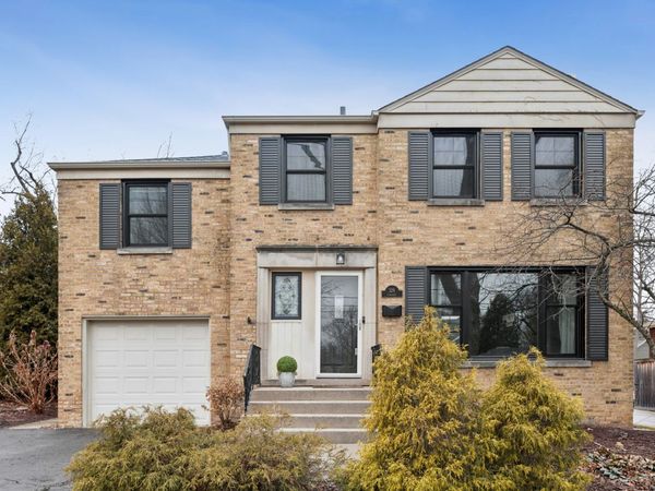 328 LORRAINE Street, Glen Ellyn, IL 60137