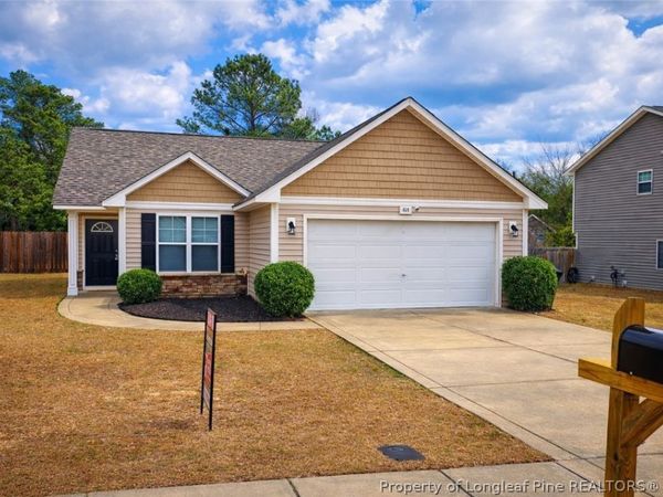 528 Bellgrove Drive, Hope Mills, NC 28348