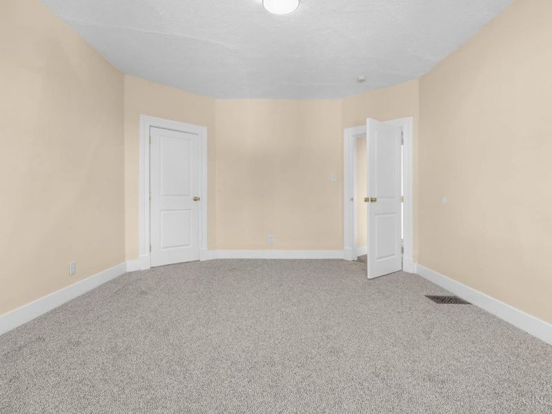 855 Rockdale Avenue, Cincinnati, OH 45229 Photo 27