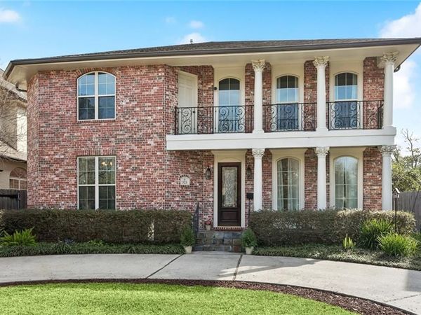 323 W LIVINGSTON Place, Metairie, LA 70005