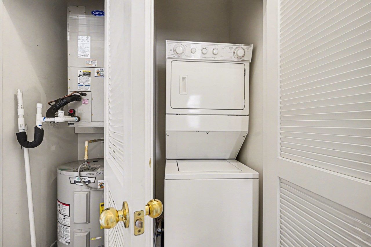 5801 Oyster Catcher Dr.  Photo 17