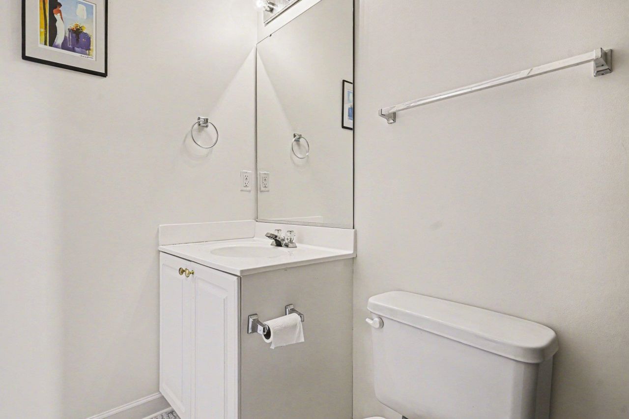 5801 Oyster Catcher Dr.  Photo 23