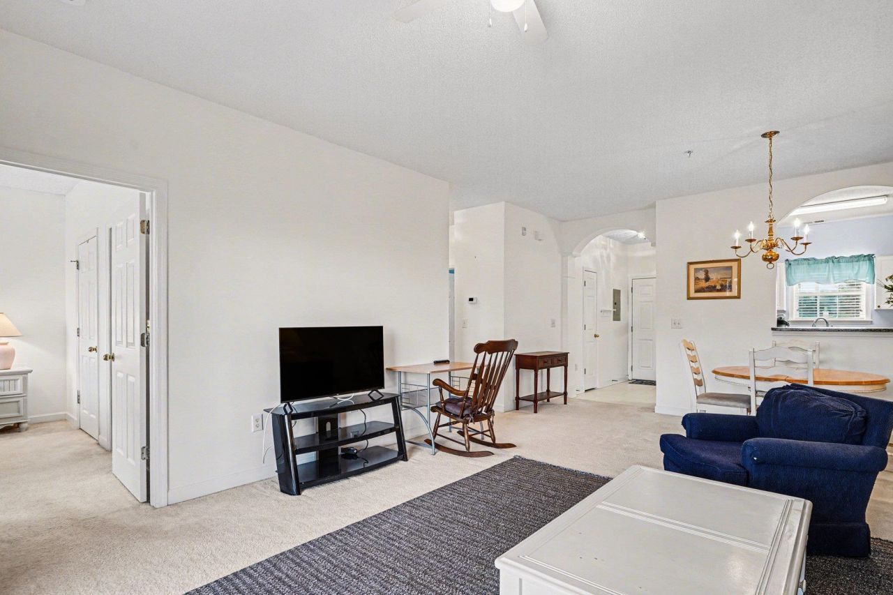 5801 Oyster Catcher Dr.  Photo 7