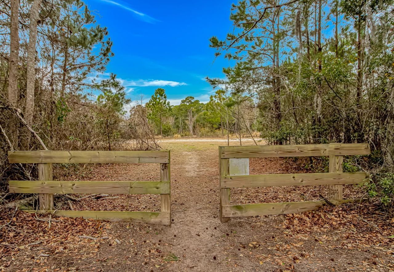 766 Algonquin Dr.  Photo 33