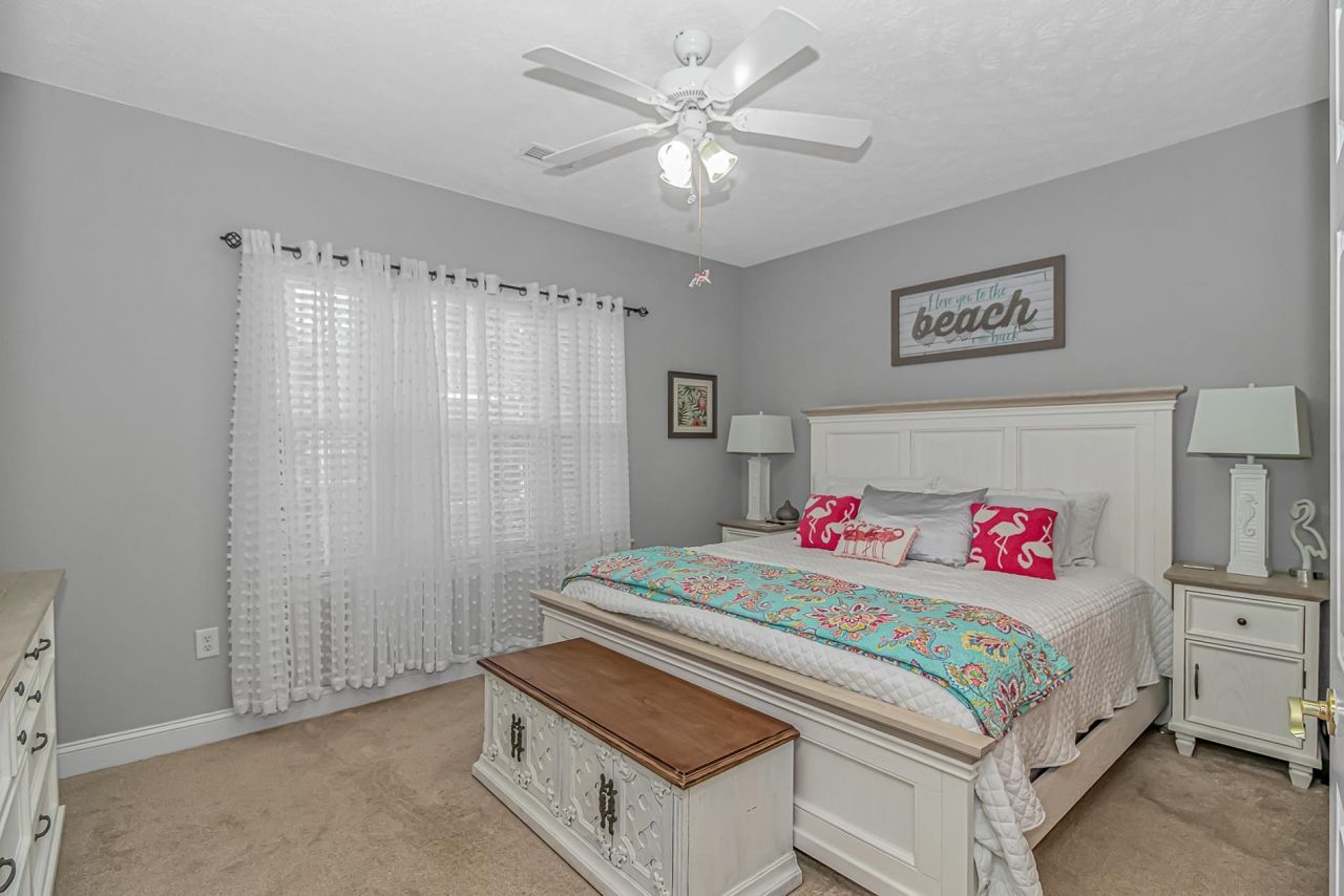 766 Algonquin Dr.  Photo 4