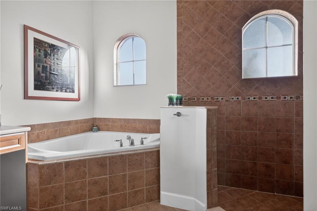 12095 Wicklow Ln, Naples, FL 34120 Photo
