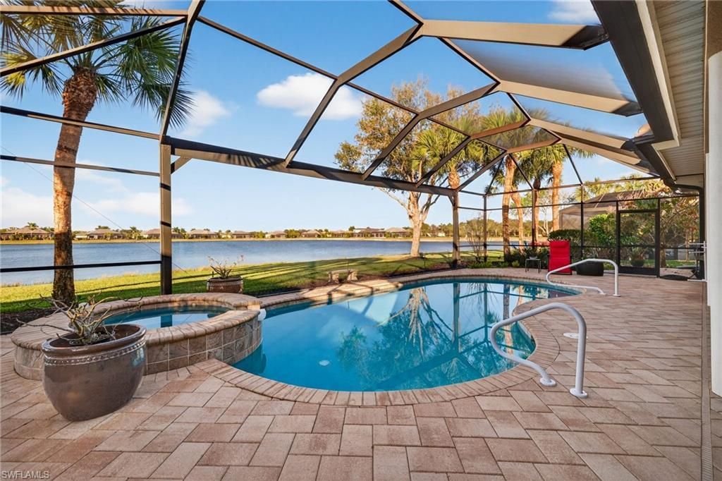 12095 Wicklow Ln, Naples, FL 34120 Photo