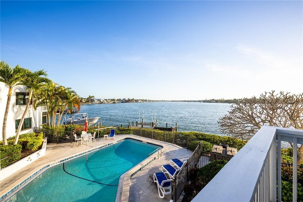 1302 Chesapeake Ave, Unit A3, Naples, FL 34102 Photo