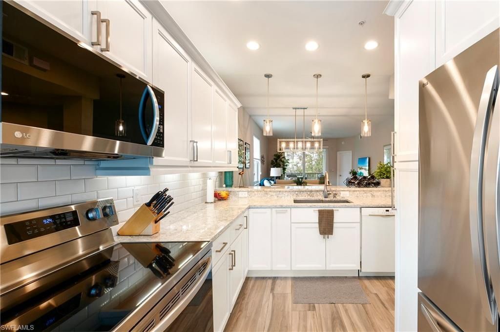 9450 Highland Woods Blvd, Unit 6301, Bonita Springs, FL 34135 Photo