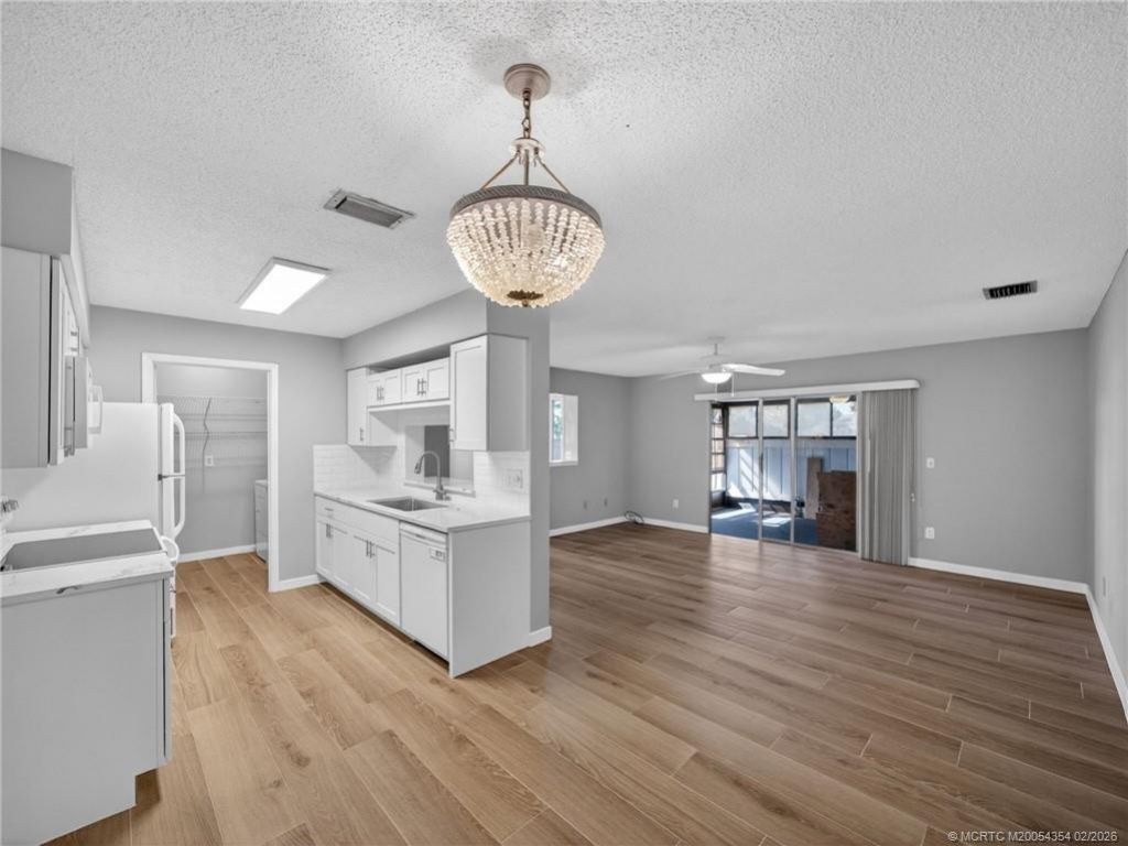 3986 NW Cinnamon Tree Circle, Jensen Beach, FL 34957 Photo