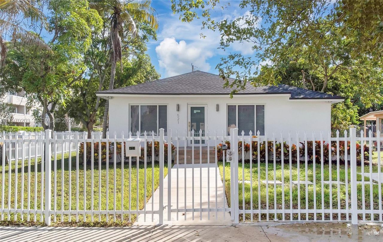 521 NW 33rd Ave , Miami, FL 33125 Photo