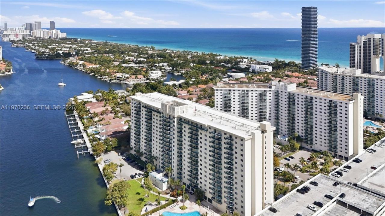 19390 Collins Ave , Unit 120, Sunny Isles Beach, FL 33160 Photo