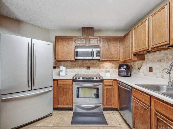 14218 Fairwayhill, San Antonio, TX 78217