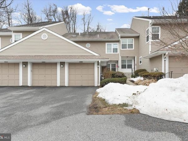 211 NOTTINGHAM COURT, Unit 211, GLEN MILLS, PA 19342