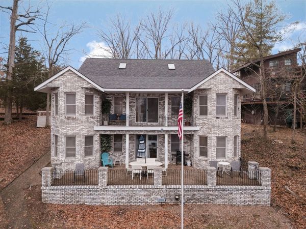 175 Oak Circle, Goreville, IL 62939